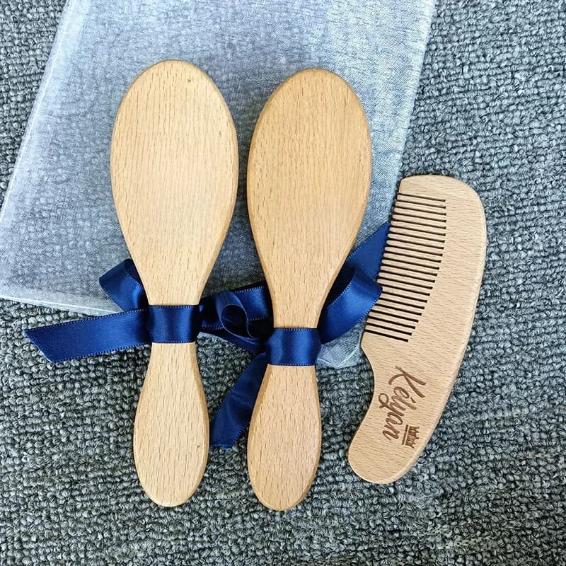 Brosse et peigne à cheveux personnalisés pour nouveau-né, cadeau pour bébé, souvenir en poils de bois, peigne pour tout-petits, cadeau de
