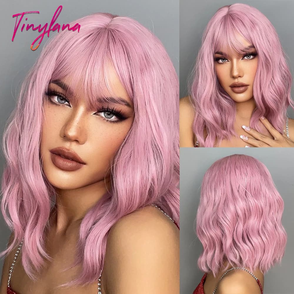 Perruques synthétiques ondulées courtes rose clair avec frange, perruque Bob naturelle longueur d'épaule pour femmes, perruque Afro en Fiber
