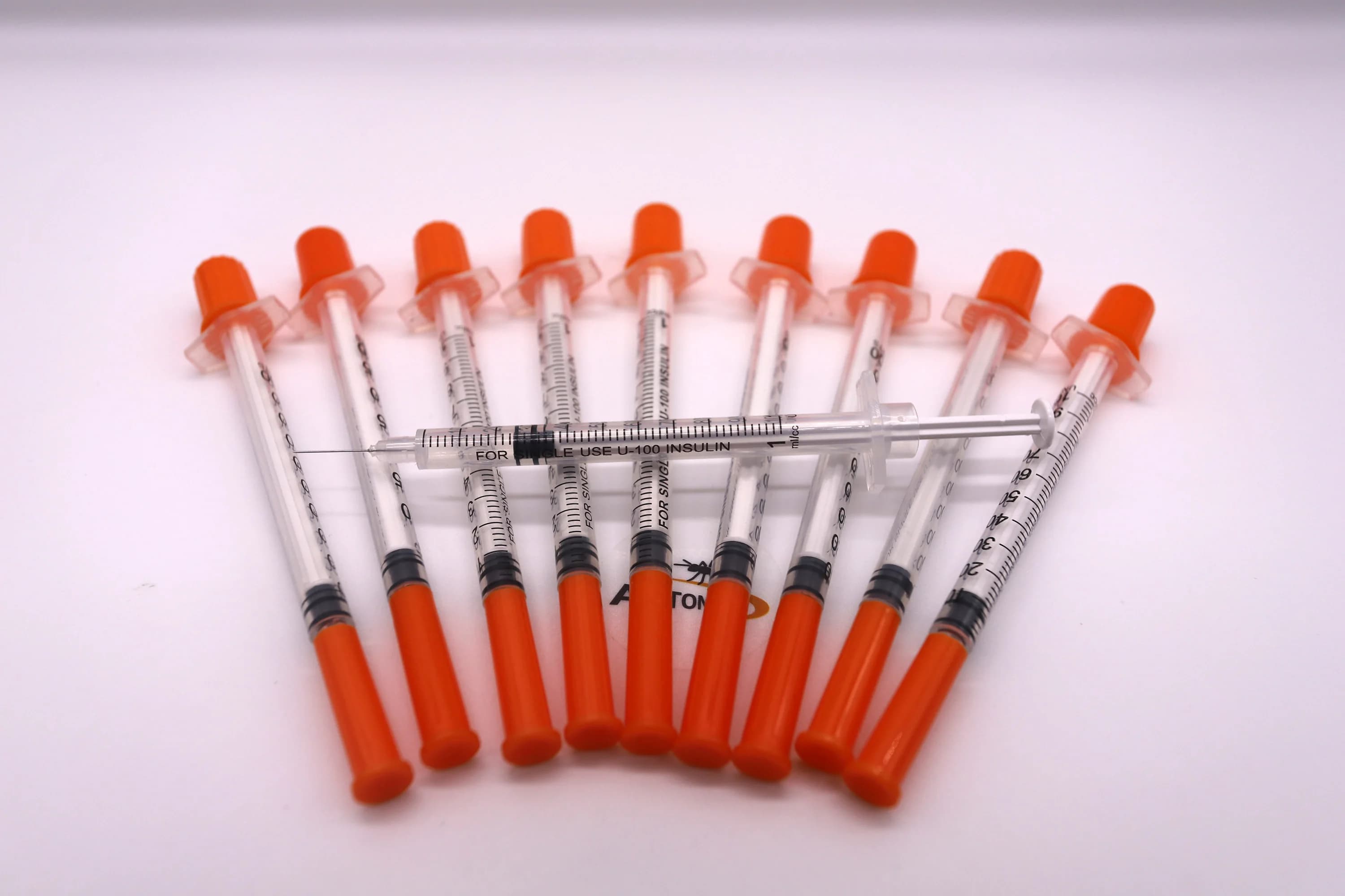 Seringue vétérinaire en plastique jetable, 0.3/0.5/1ML, capuchon Orange, seringue à insuline stérile avec aiguilles pour animaux de ferme