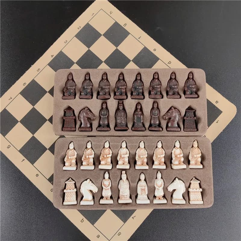 Petites pièces explorez ecs antiques en terre cuite Kokors, échiquier en cuir 27cm (10,63 pouces), personnages faits à la main, jeux pour parents