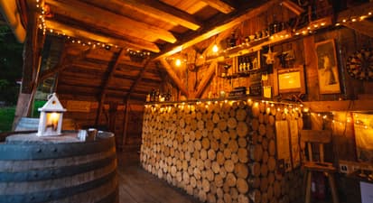 Apéritif Bivouac dans les Alpes près d'Annecy